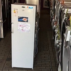 Congélateur armoire BEKO - H. 1,71 cm. /A++ 244 Lit.