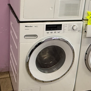 Lave linge Miele 8kg. 1600 essorage A+++ Système vapeur