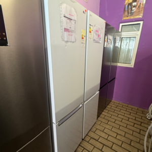 LG frigo combiné grand volume Blanc No frost /WI-FI /H - 2.03cm./ A+++