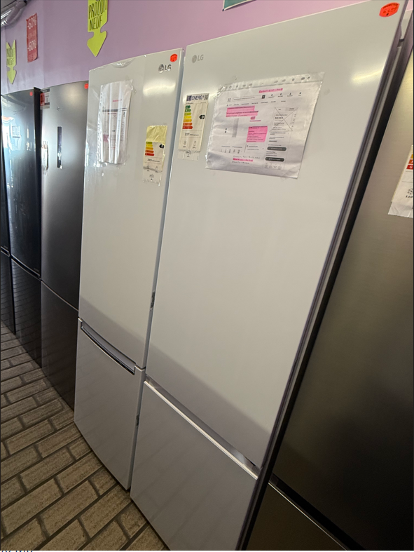 LG frigo combiné grand volume Blanc No frost /WI-FI /H - 2.03cm./ A+++ – Image 2
